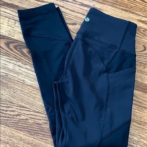 LULULEMON leggings size 4/23”